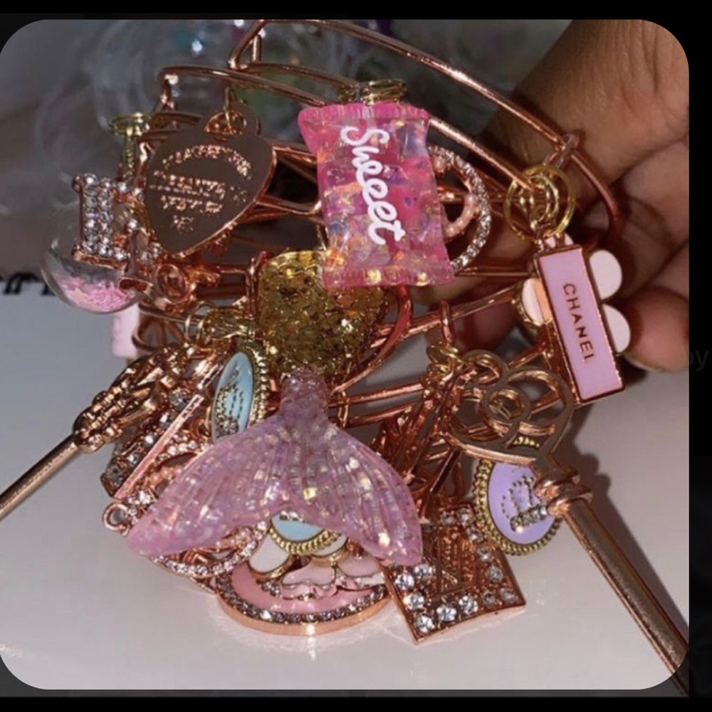 Bracelets - Picture 2 of 2